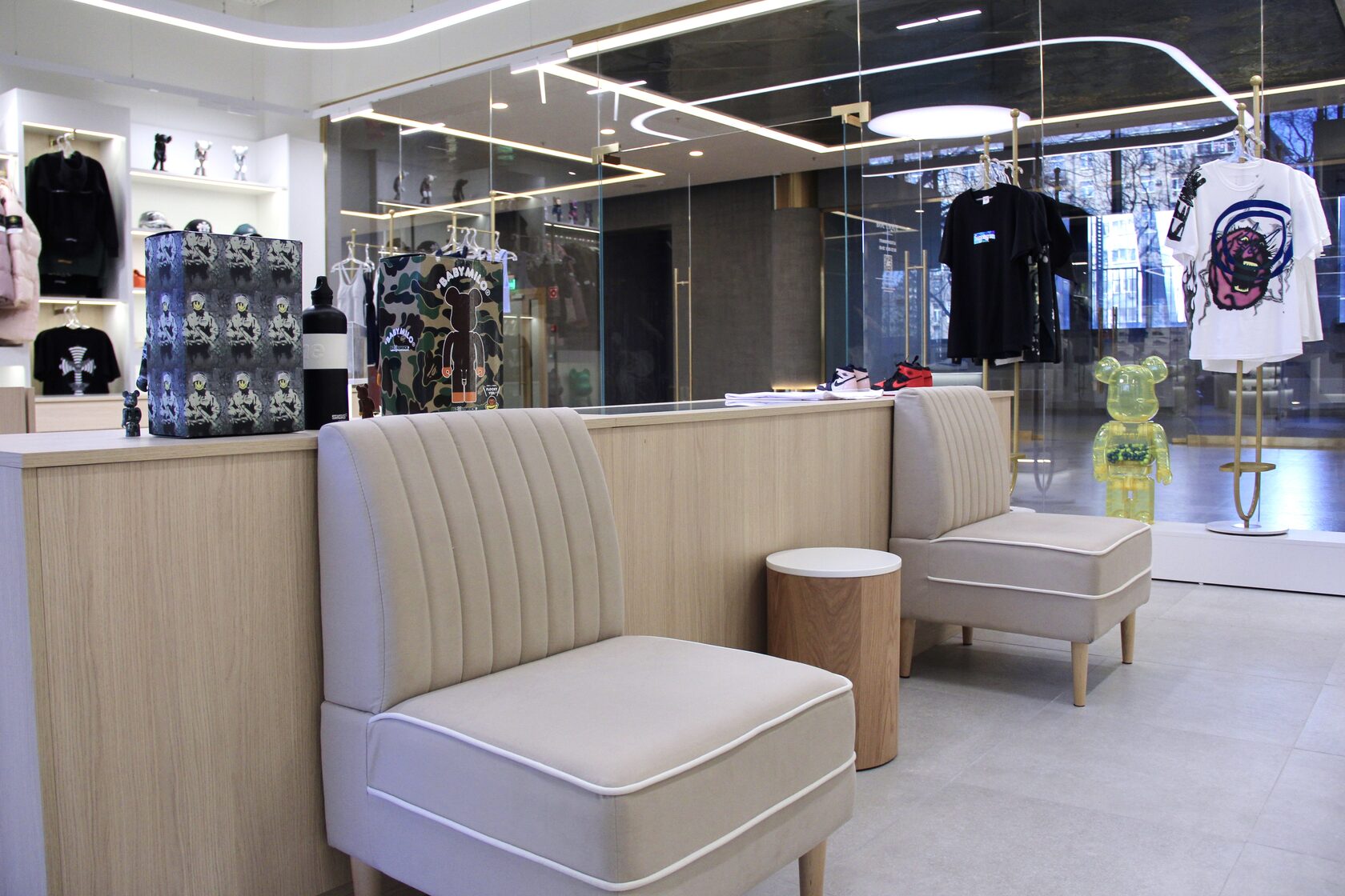 CustomDrop Boutique · шоурум